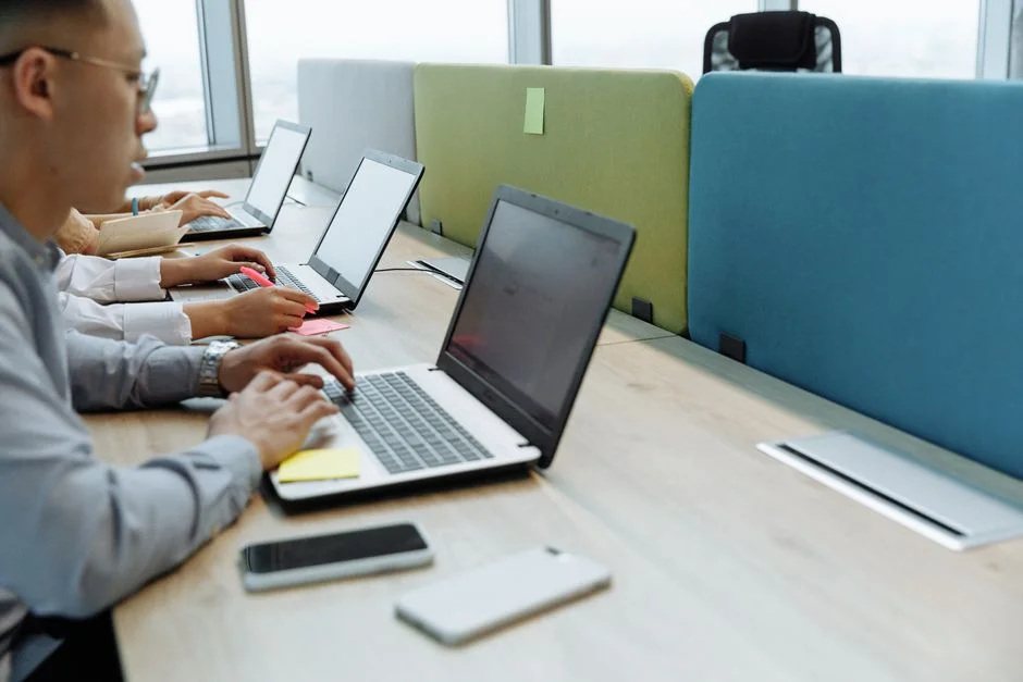 AI Disrupts Enterprise Support — Costs Are Set to Plummet by 30% — Science