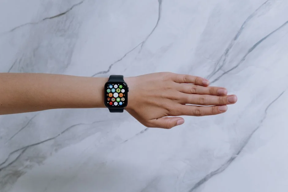 Apple Confirms Older Watch Models Excluded from Siri AI Upgrade — Startups