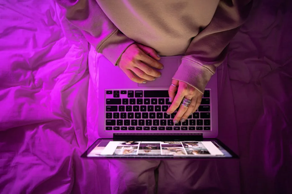 Backrooms: The Internet Phenomenon That Became a Global Creepy Phenomenon — Environment