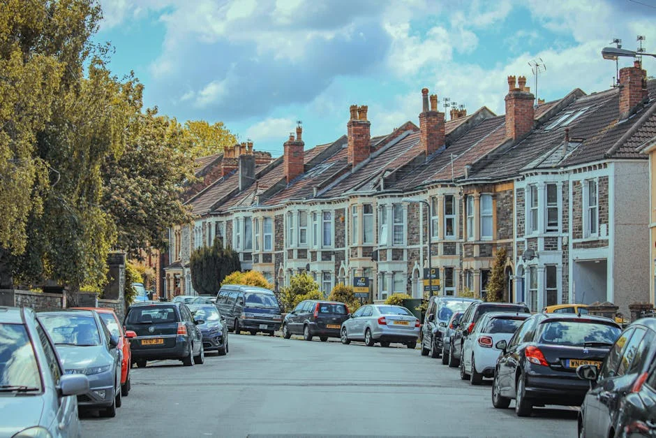 Bristol Evacuations Trigger Local Economic Shock — What Investors Must Watch — Startups