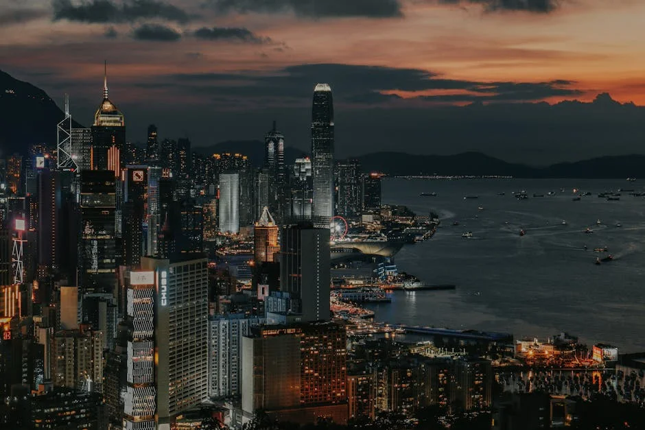 Hong Kong and Seoul Close as Nikkei Surges to Record High