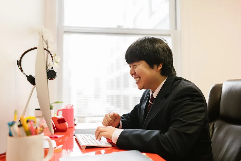Redditor Applies to 1,500 Jobs Across US — Internet Responds with Backlash — Startups