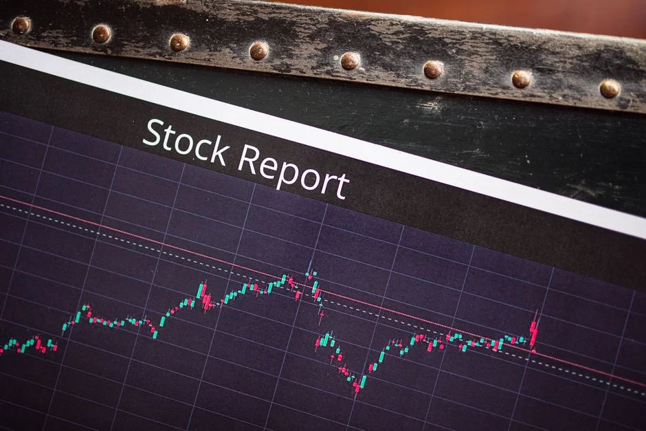 Stock Market Plummets as Iran Crisis Escalates and Tech Fears Intensify — Business Finance
