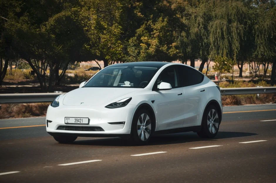 Tesla Model 3 RWD Tops Real-World Range Test — Efficiency Crown Defended — Health Medicine